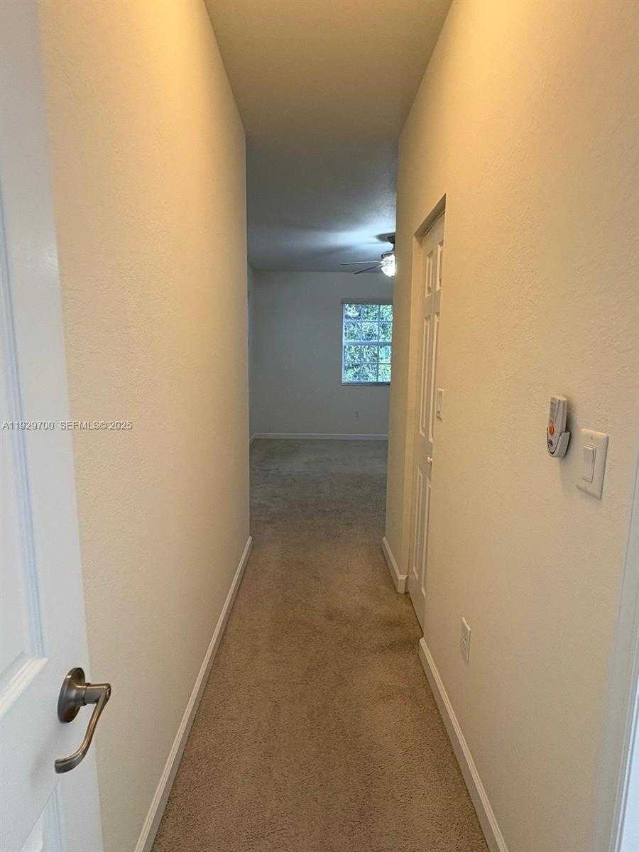 Small Image of Miami Number 23