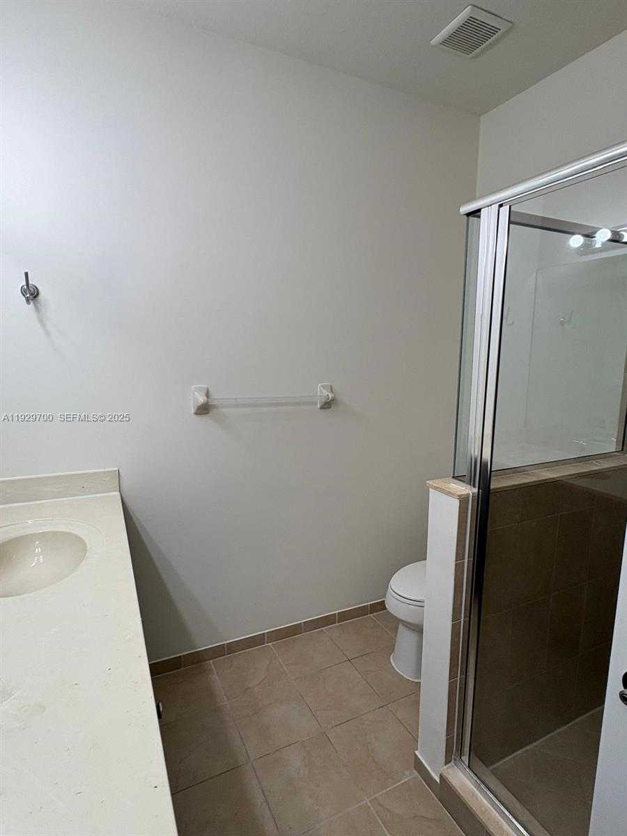 Small Image of Miami Number 25