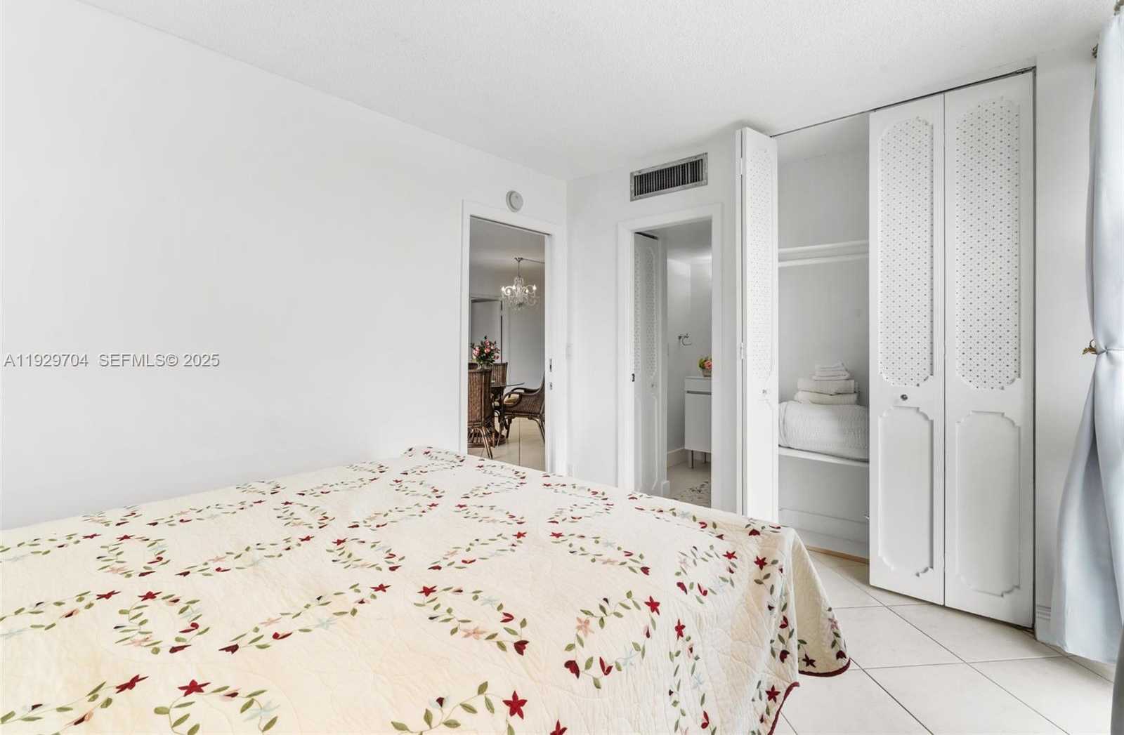 Imagen de Pequeño Objeto