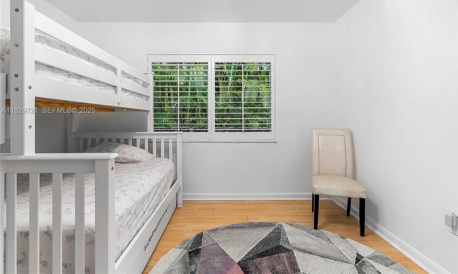 Small Image of 2085 IXORA RD, North Miami Number 22