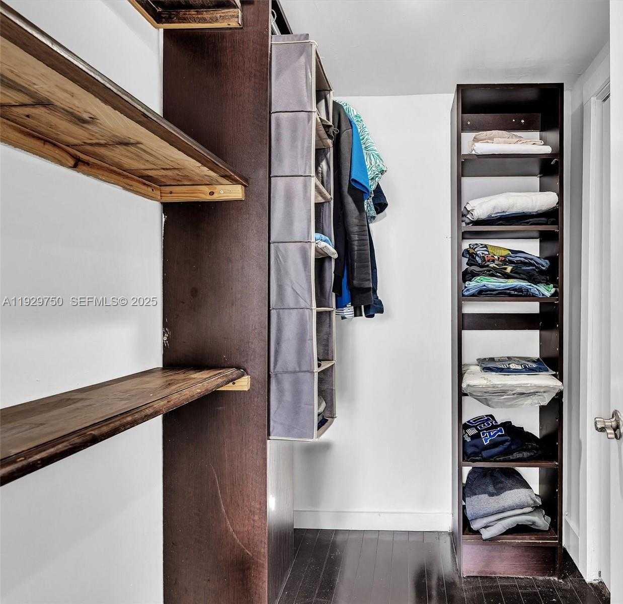 Imagen de Pequeño Objeto