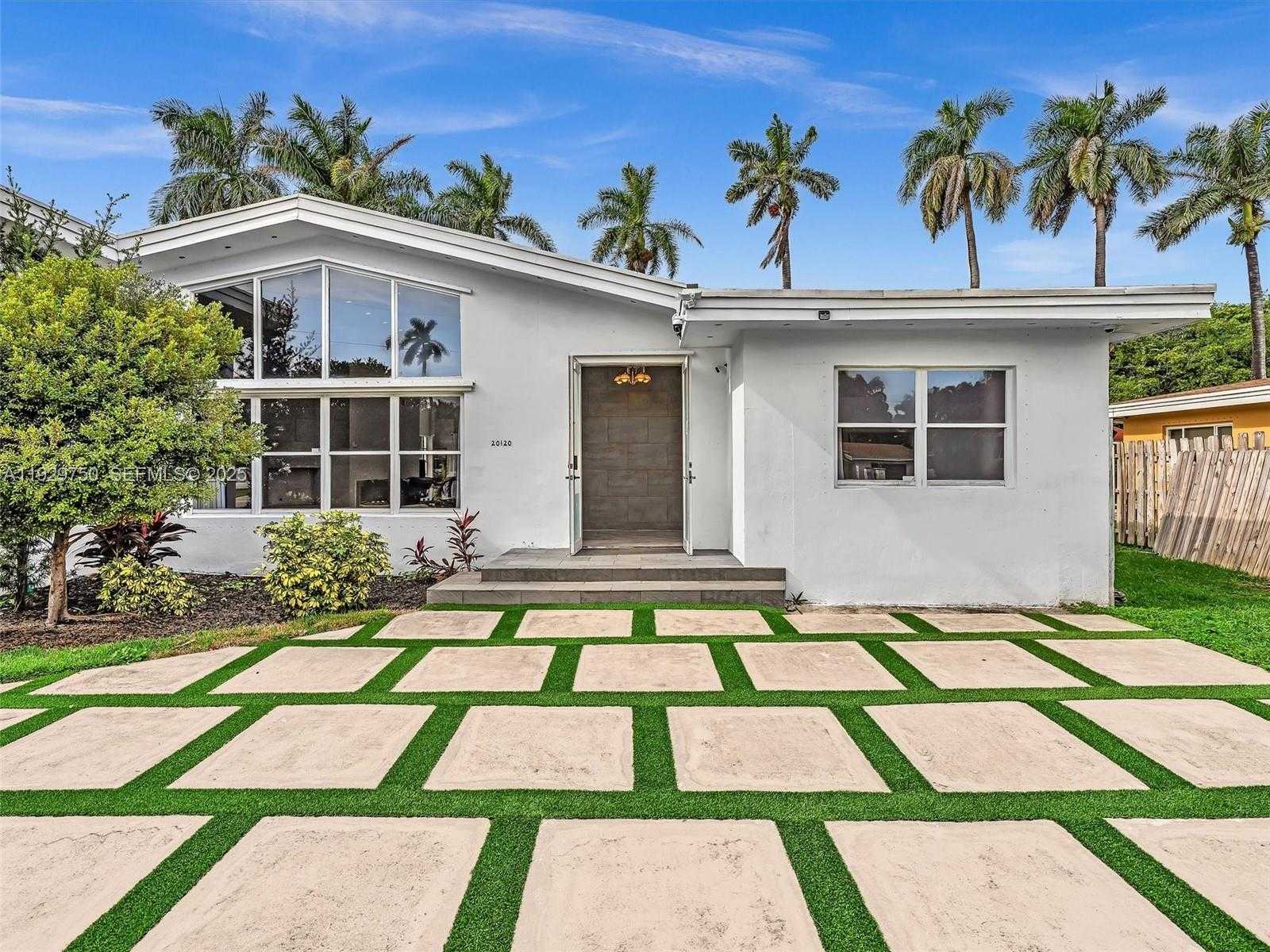 Imagen de Pequeño Objeto