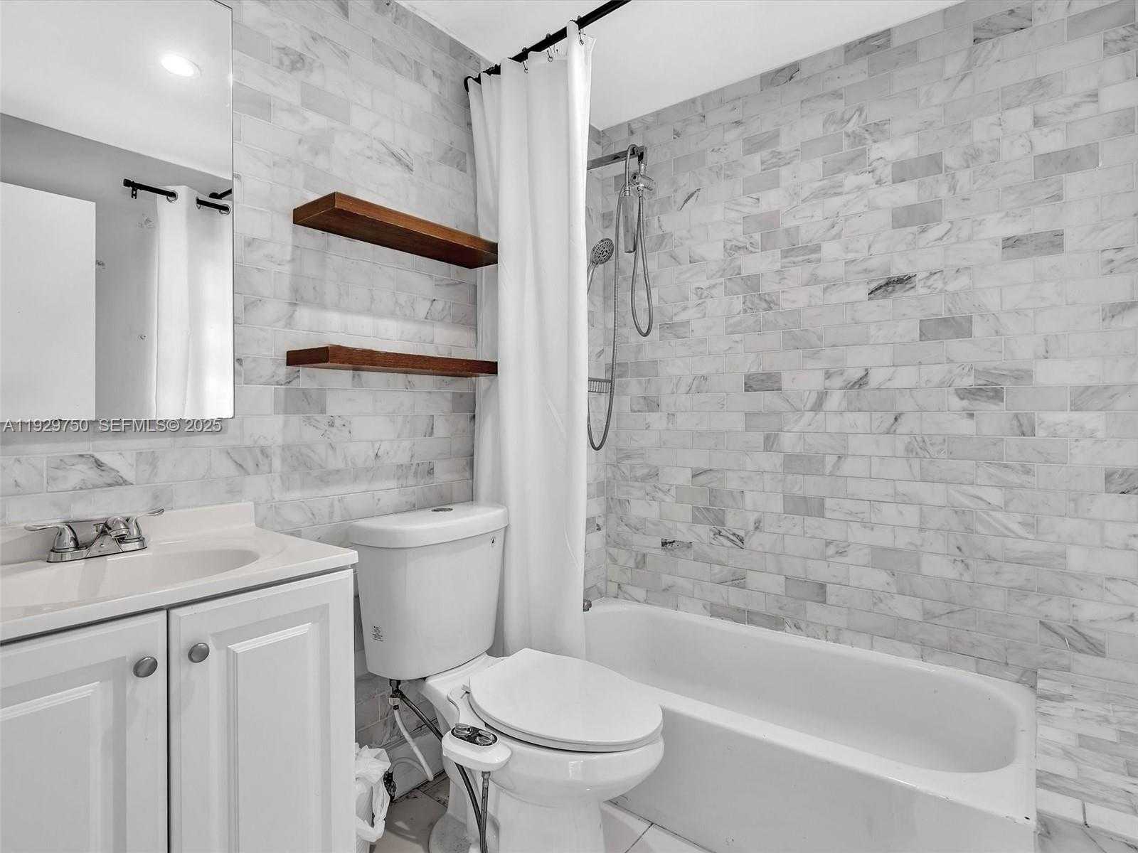 Imagen de Pequeño Objeto