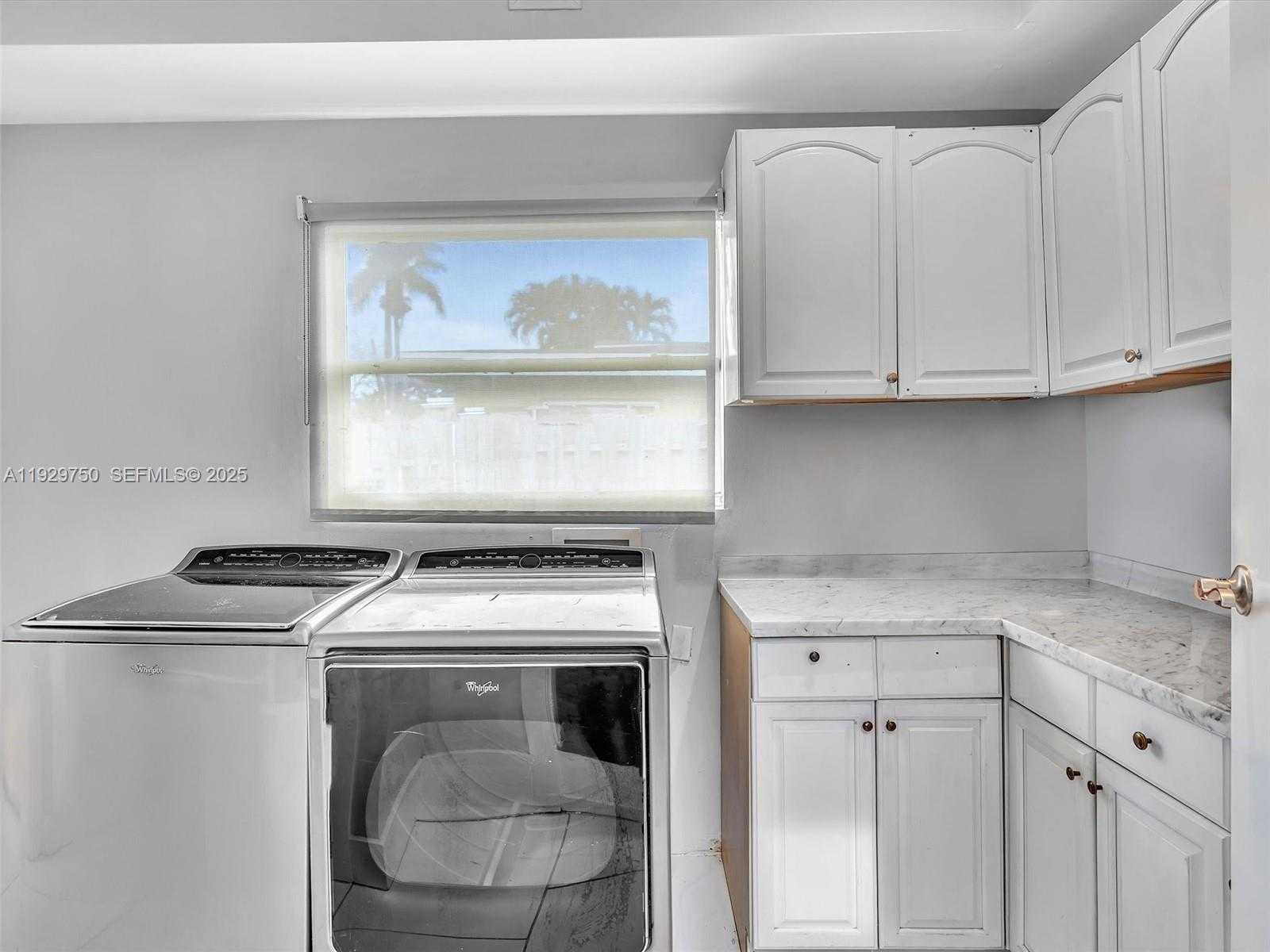 Imagen de Pequeño Objeto