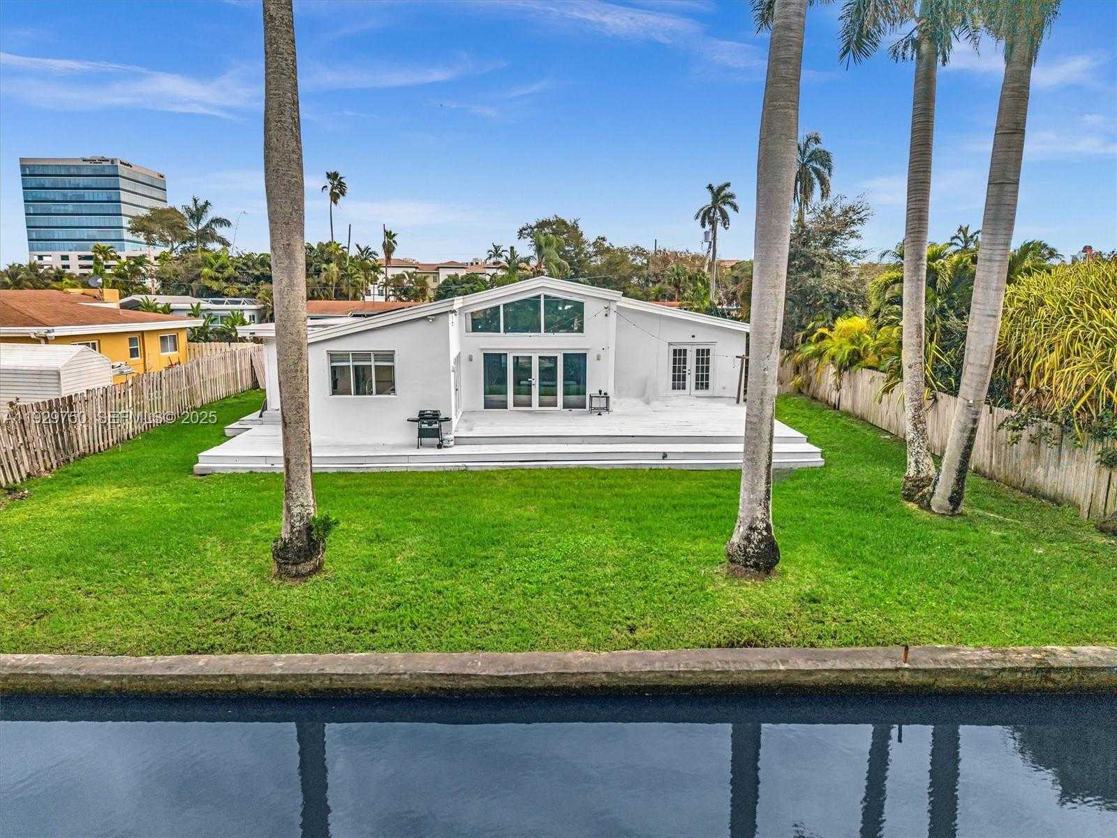 Imagen de Pequeño Objeto