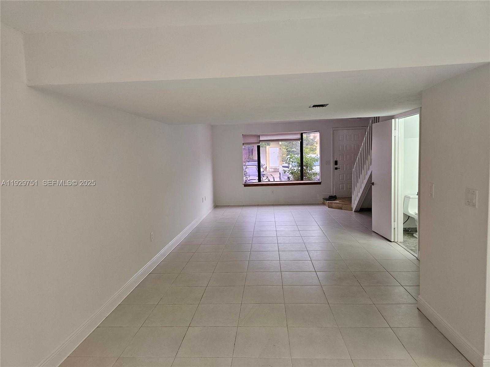 Small Image of 10142 SOUTH WEST 77TH CT #10142, Miami Number 7