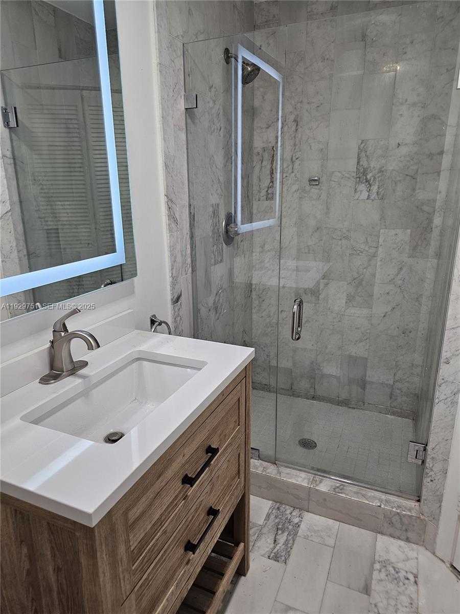 Small Image of 10142 SOUTH WEST 77TH CT #10142, Miami Number 8