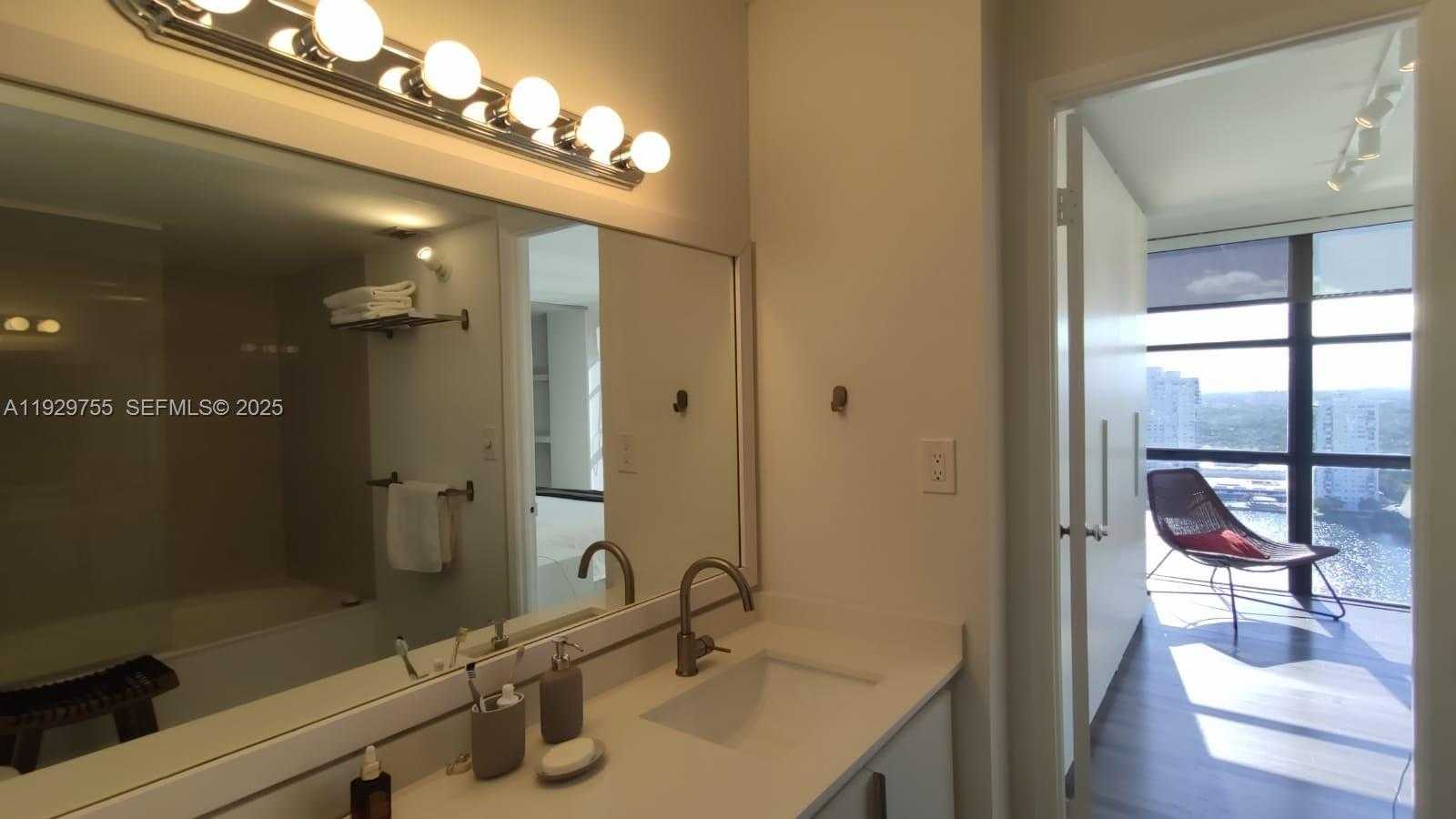 Small Image of 18181 NORTH EAST 31ST CT #2710, Aventura Number 12