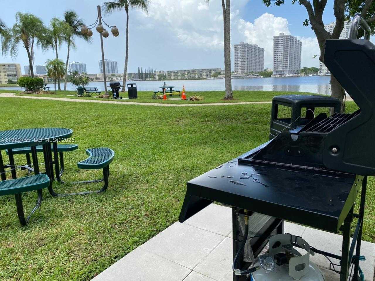 Small Image of 18181 NORTH EAST 31ST CT #2710, Aventura Number 3