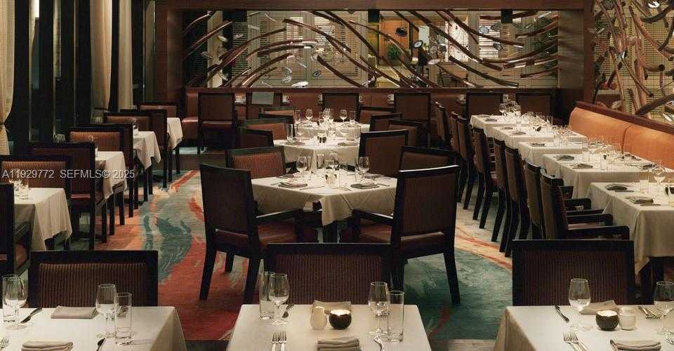 Small Image of 6801 COLLINS AVE #309, Miami Beach Number 31