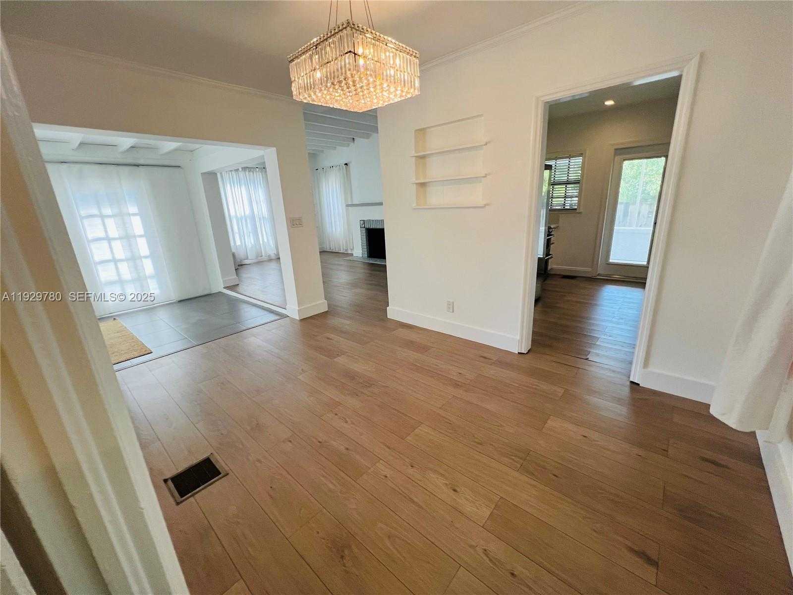 Imagen de Pequeño Objeto