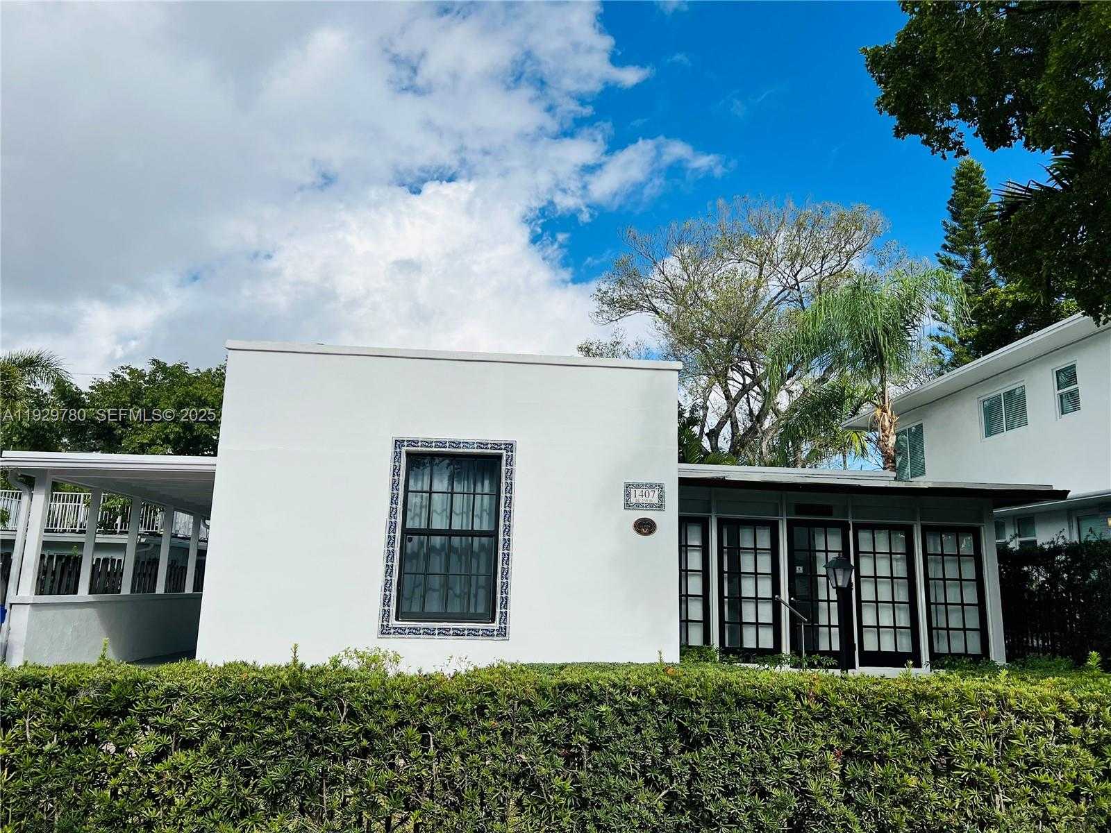 Imagen de Pequeño Objeto