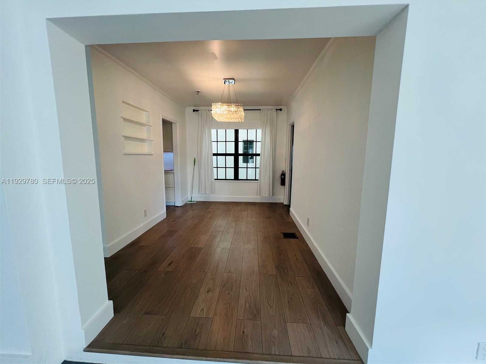 Imagen de Pequeño Objeto