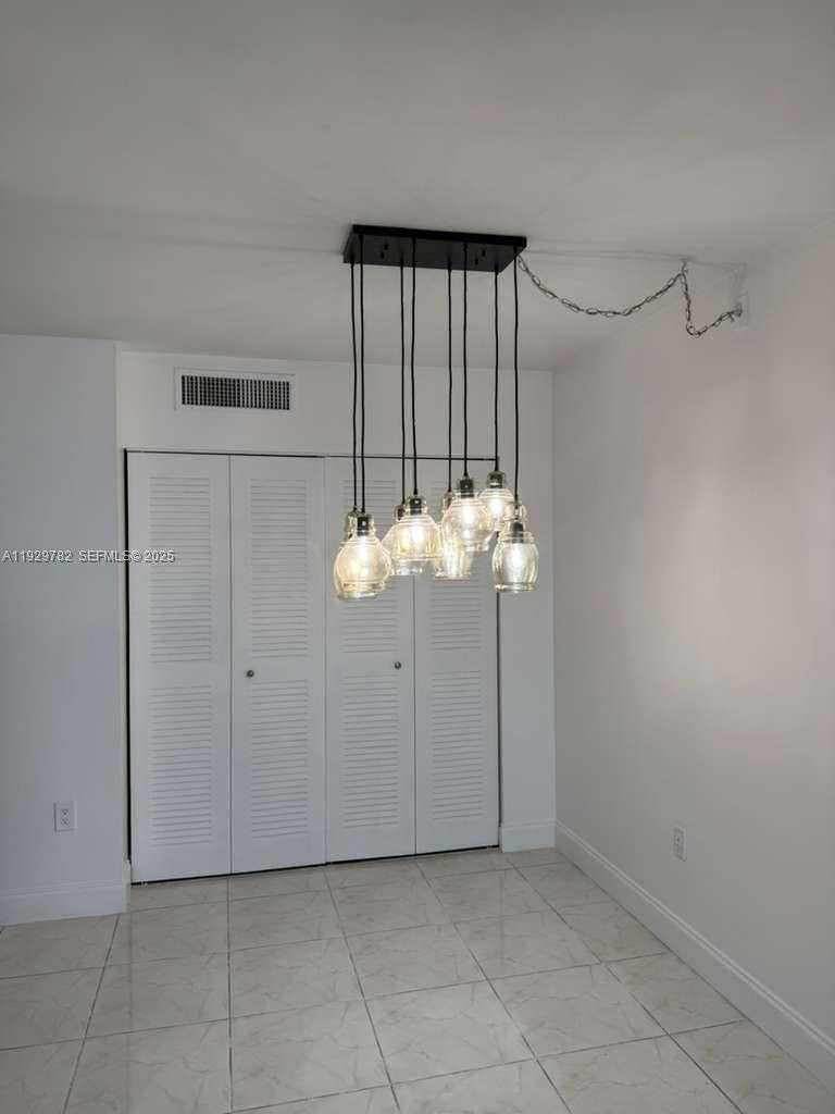 Small Image of 3701 NORTH COUNTRY CLUB DR #2204, Aventura Number 14