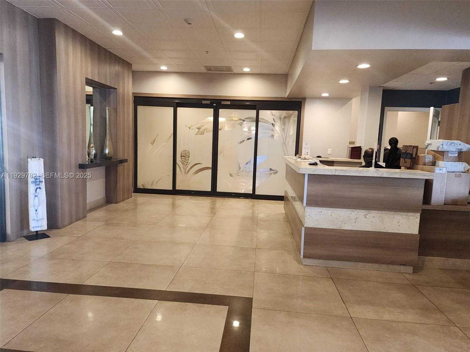 Small Image of 3701 NORTH COUNTRY CLUB DR #2204, Aventura Number 3