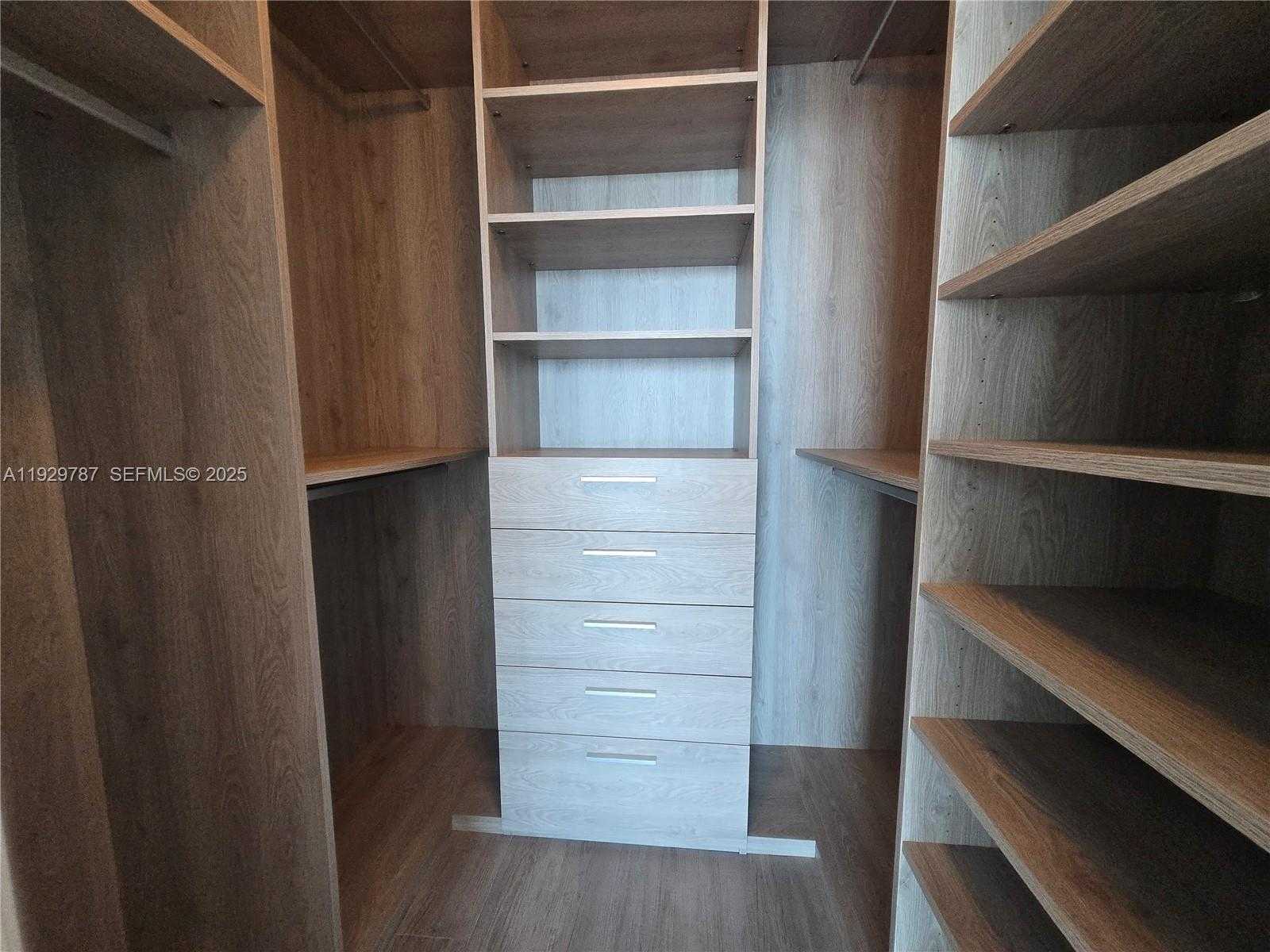 Small Image of 460 NORTH EAST 28TH ST #2407, Miami Number 18