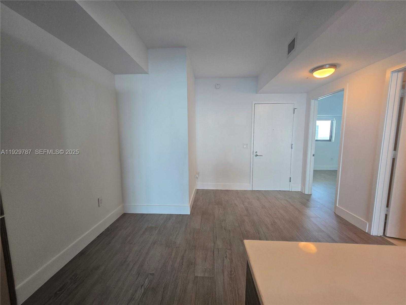 Small Image of 460 NORTH EAST 28TH ST #2407, Miami Number 22
