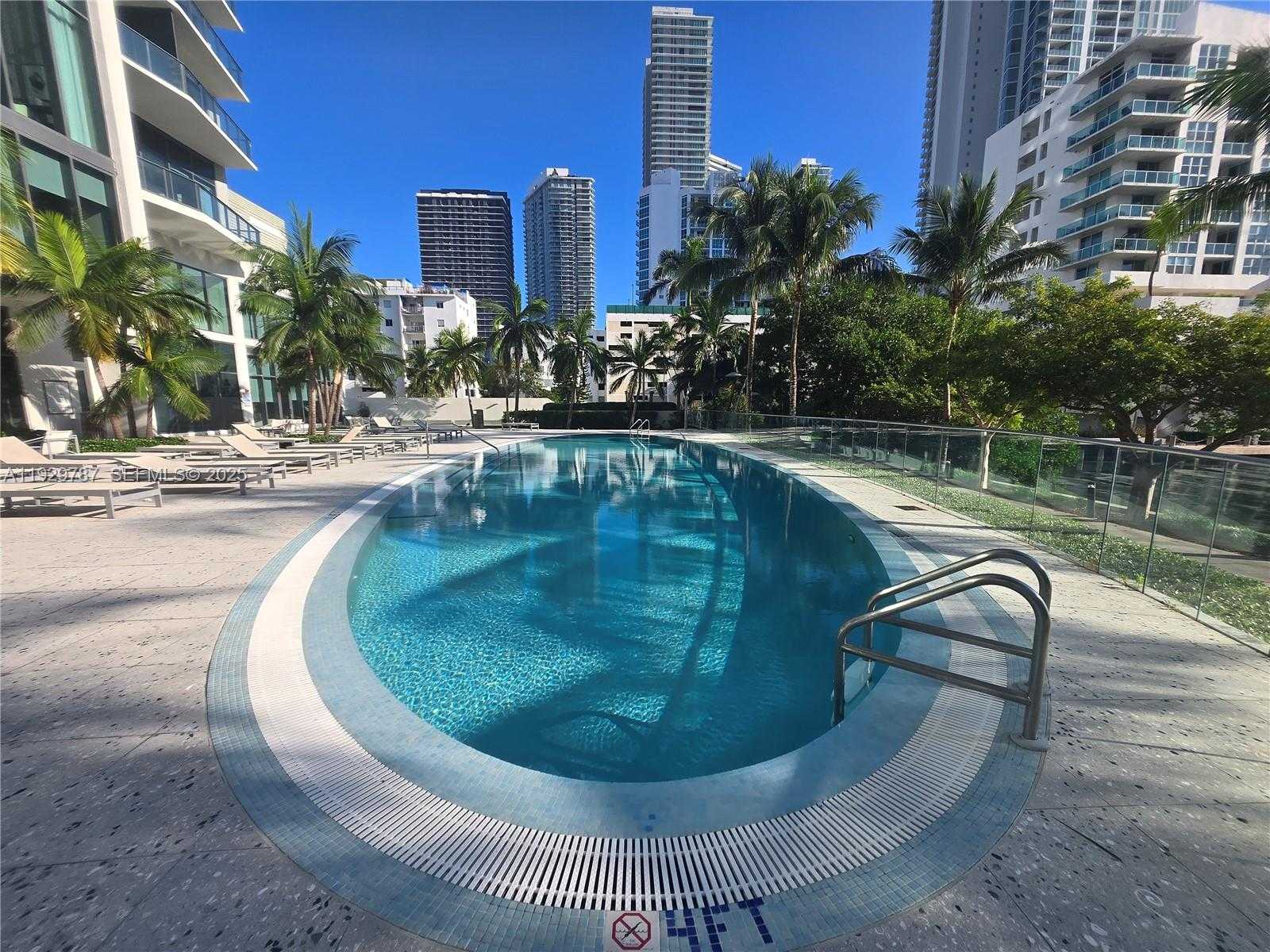 Small Image of 460 NORTH EAST 28TH ST #2407, Miami Number 31