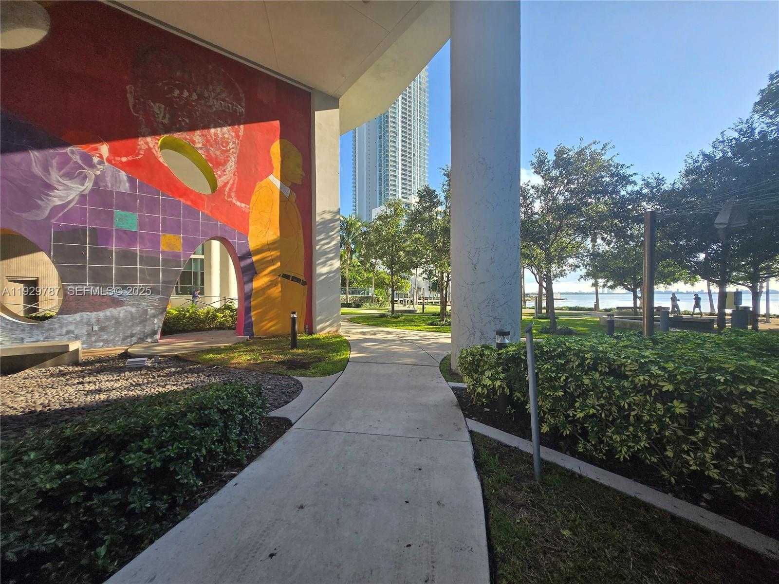 Small Image of 460 NORTH EAST 28TH ST #2407, Miami Number 46