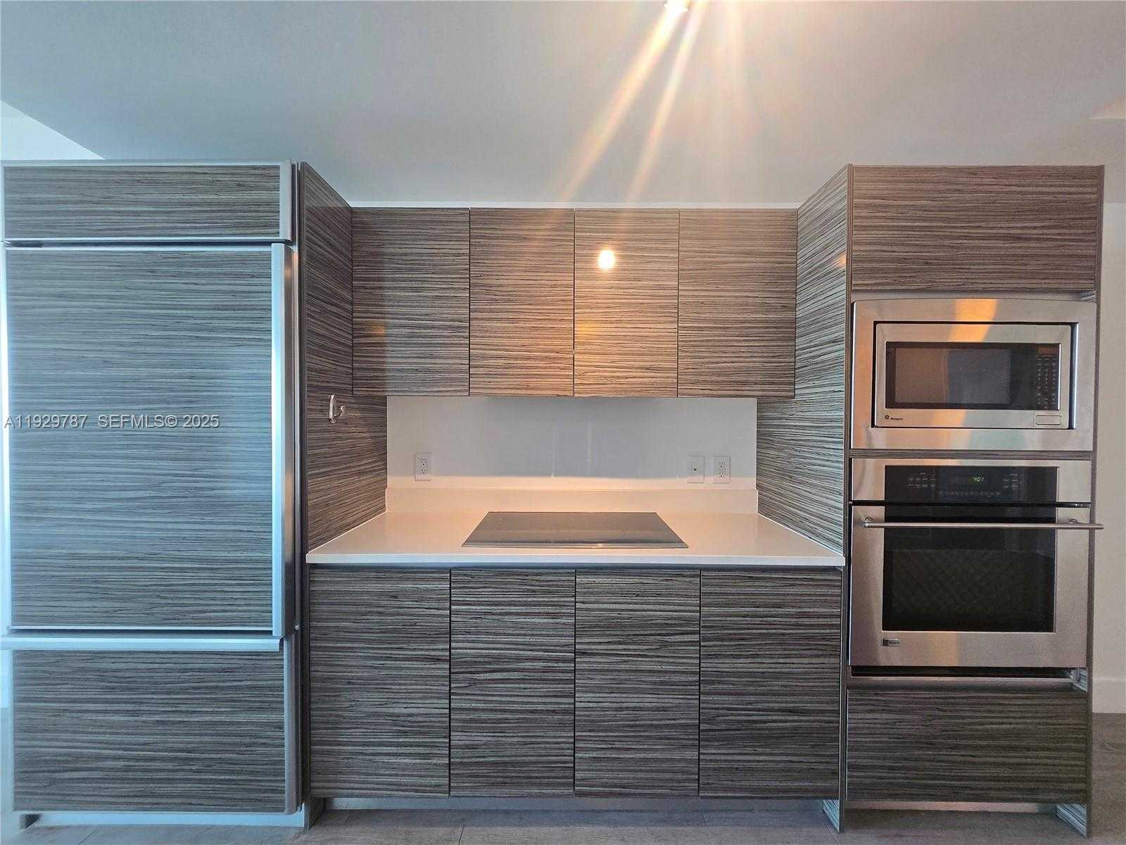 Small Image of 460 NORTH EAST 28TH ST #2407, Miami Number 9