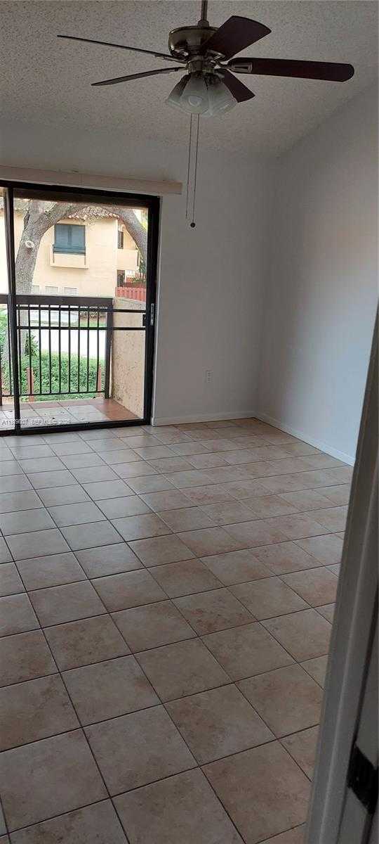 Small Image of 7795 SOUTH WEST 102ND LN #7795, Miami Number 14