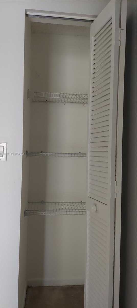 Small Image of 7795 SOUTH WEST 102ND LN #7795, Miami Number 6