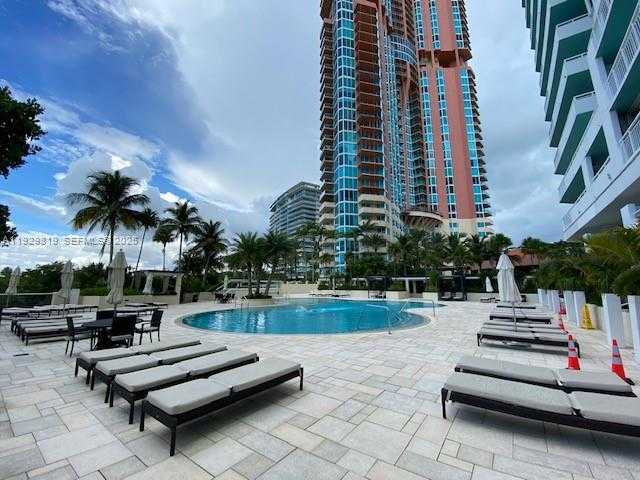 Small Image of 400 SOUTH POINTE DR #2105, Miami Beach Number 29