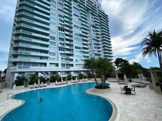 Small Image of 400 SOUTH POINTE DR #2105, Miami Beach Number 33