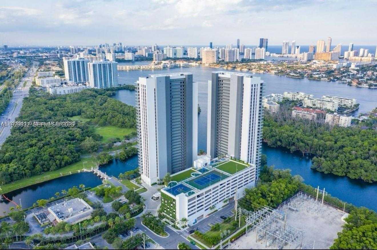 Small Image of 16385 BISCAYNE BLVD #301, North Miami Beach Number 22