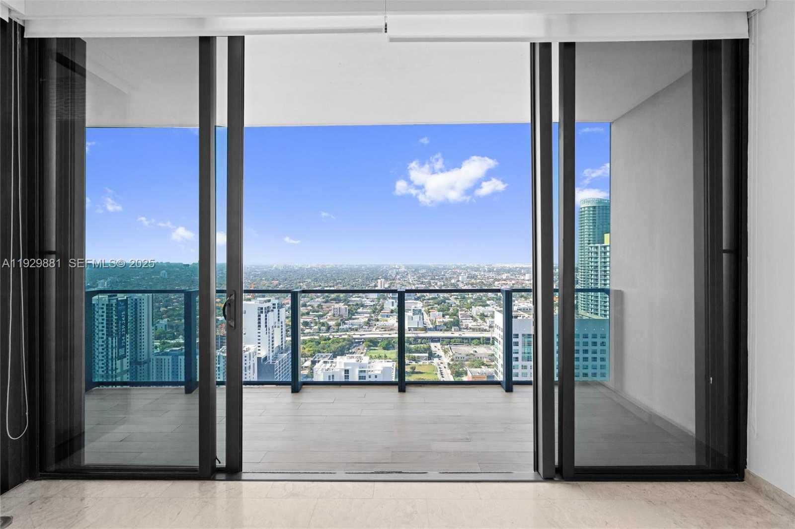 Small Image of 88 SOUTH WEST 7TH ST #3608, Miami Number 24