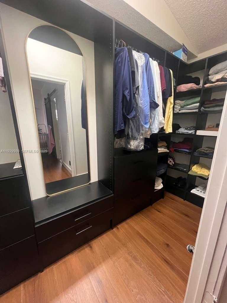 Imagen de Pequeño Objeto