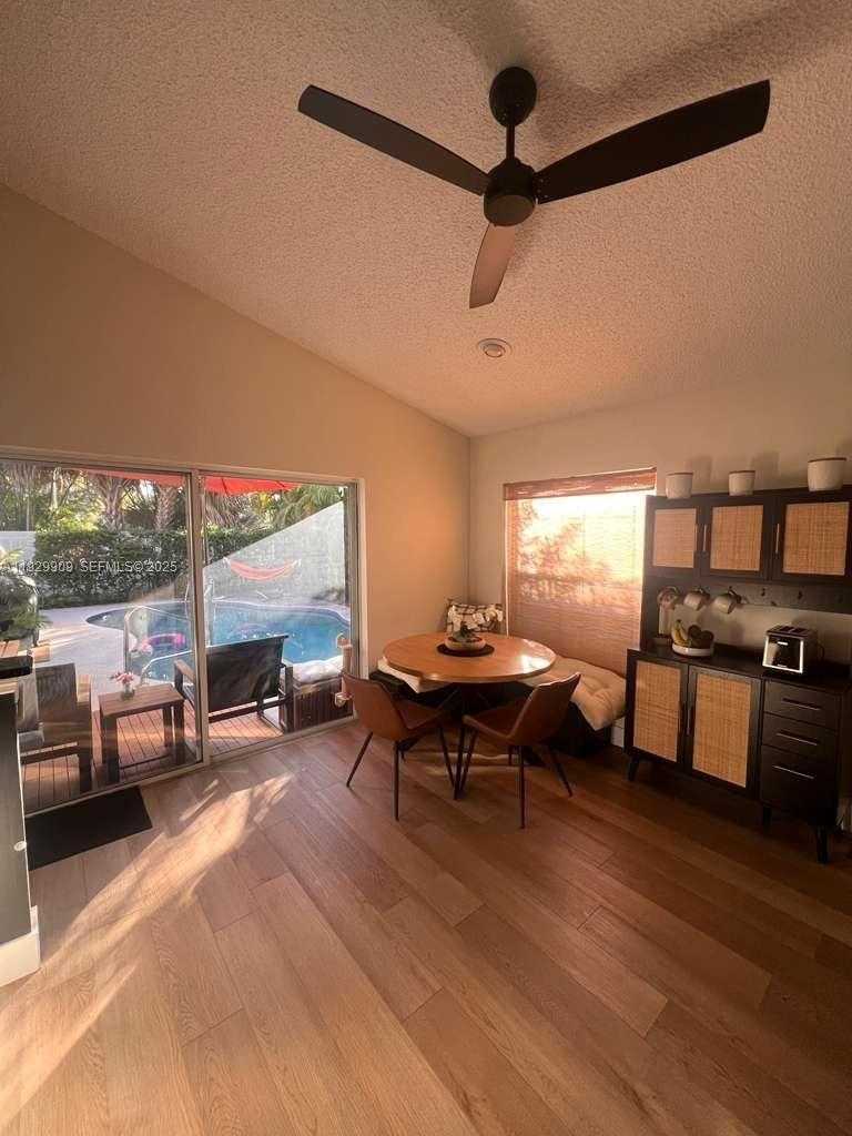 Imagen de Pequeño Objeto