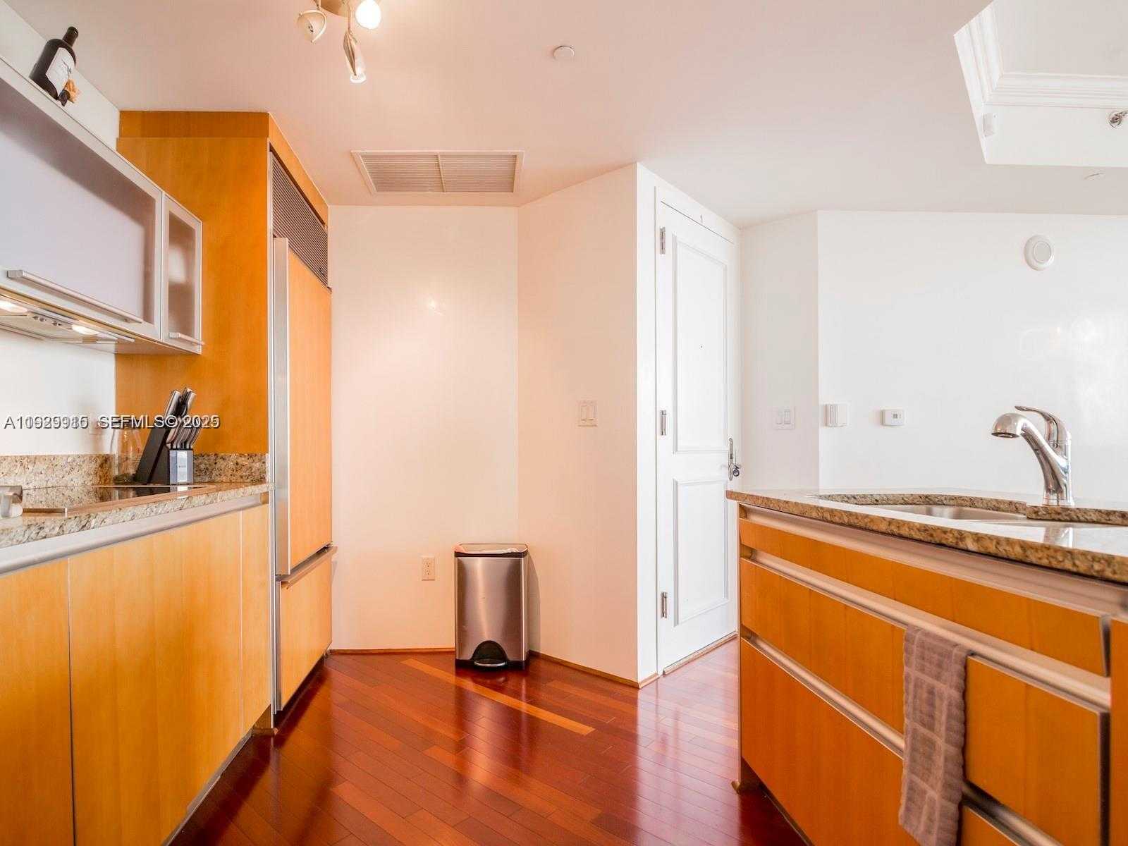 Small Image of 17201 COLLINS AVE #2209, Sunny Isles Beach Number 10