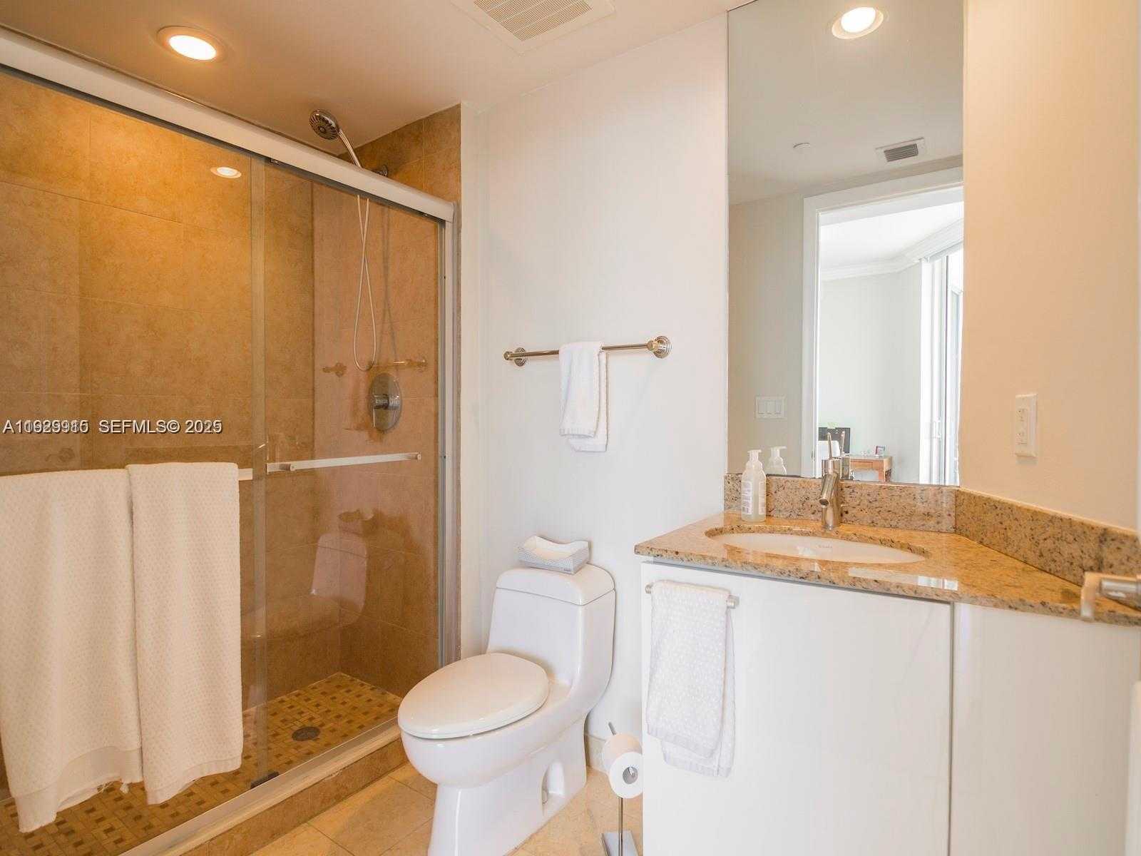 Small Image of 17201 COLLINS AVE #2209, Sunny Isles Beach Number 15