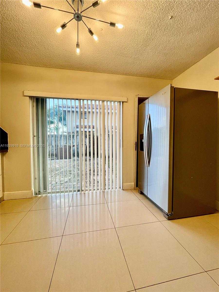 Small Image of 562 NORTH WEST 82ND PL #309, Miami Number 14