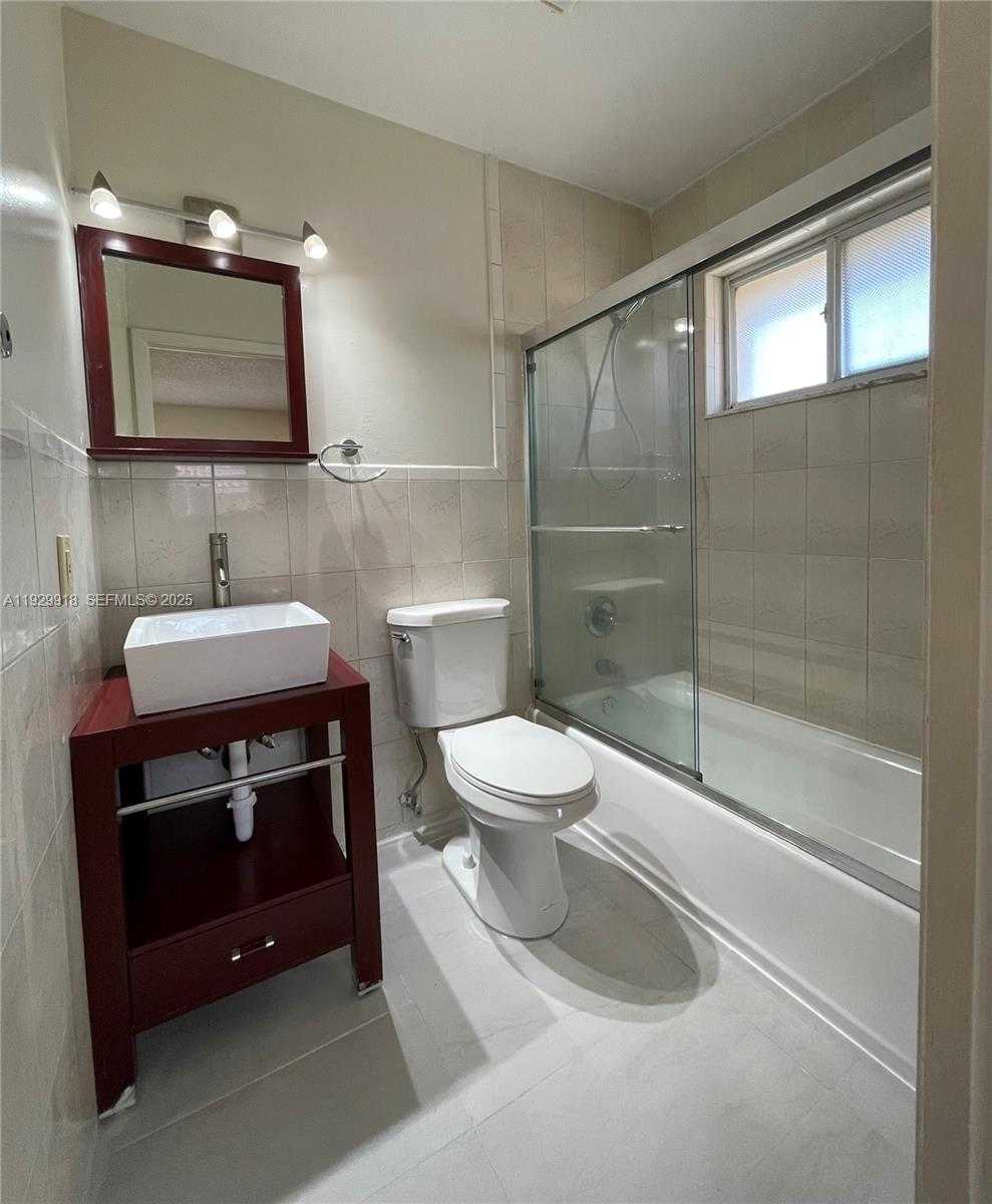 Small Image of 562 NORTH WEST 82ND PL #309, Miami Number 22