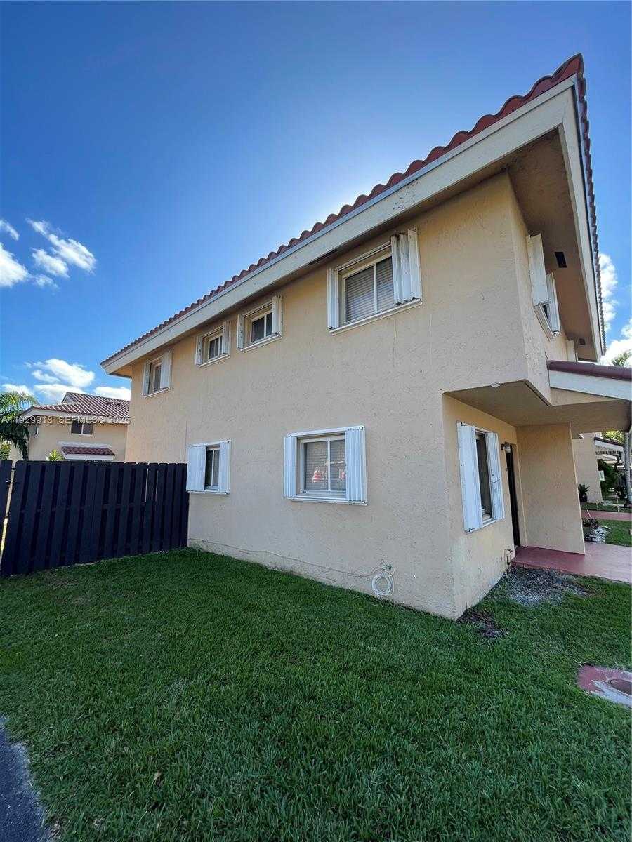 Small Image of 562 NORTH WEST 82ND PL #309, Miami Number 5