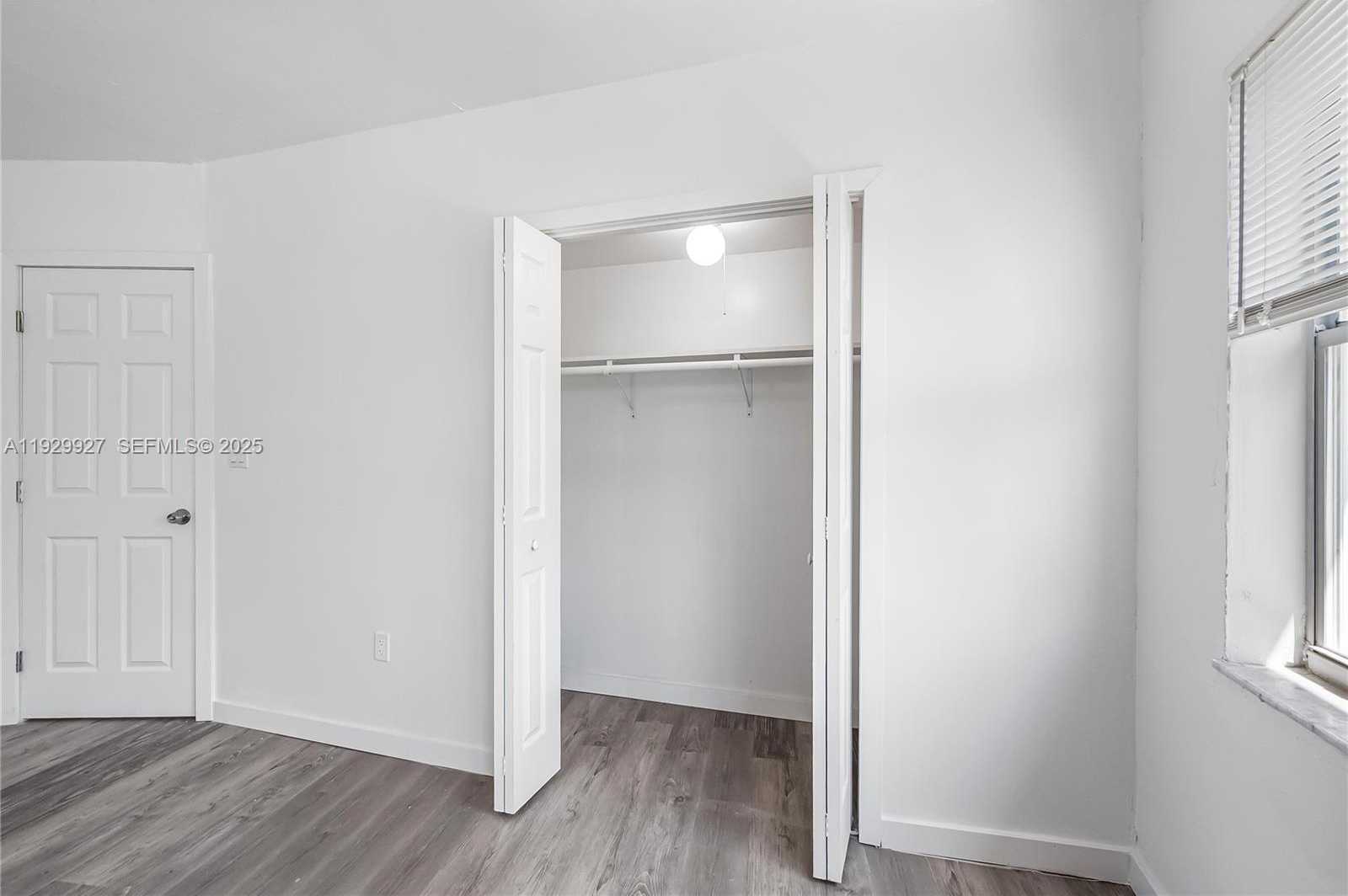 Small Image of 7271 GARY AVE #6, Miami Beach Number 17