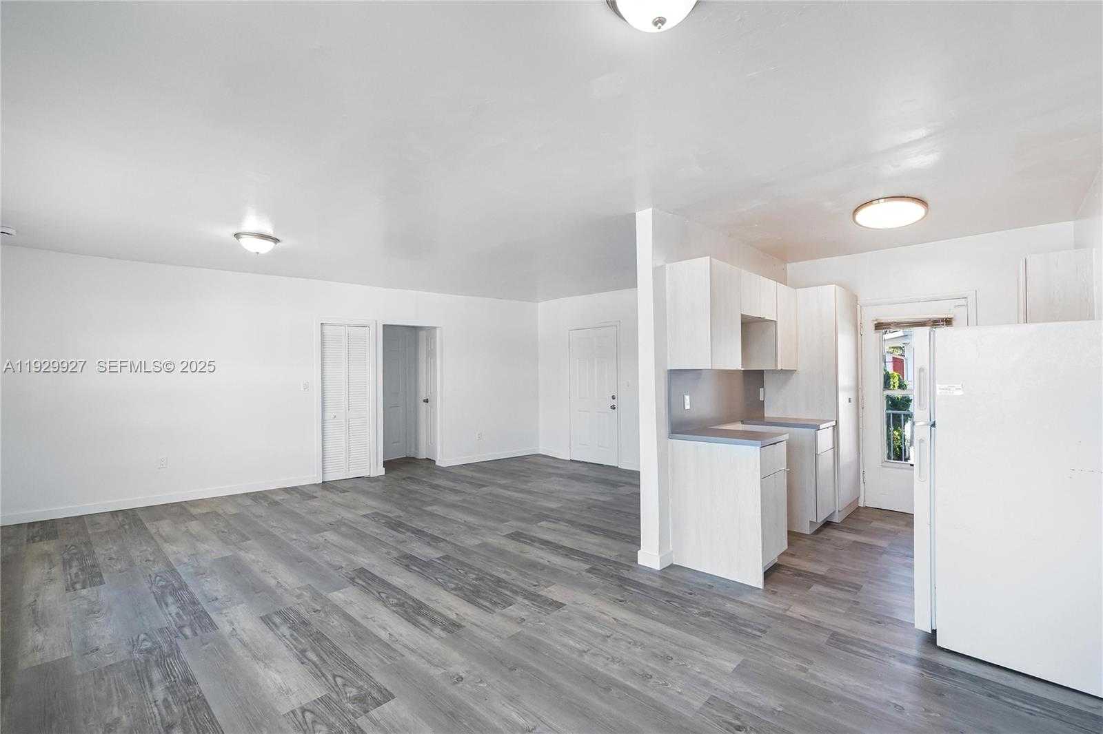 Small Image of 7271 GARY AVE #6, Miami Beach Number 5