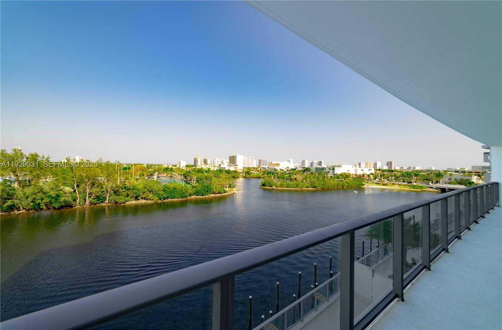 Small Image of 1180 NORTH FEDERAL HWY #602, Fort Lauderdale Number 4