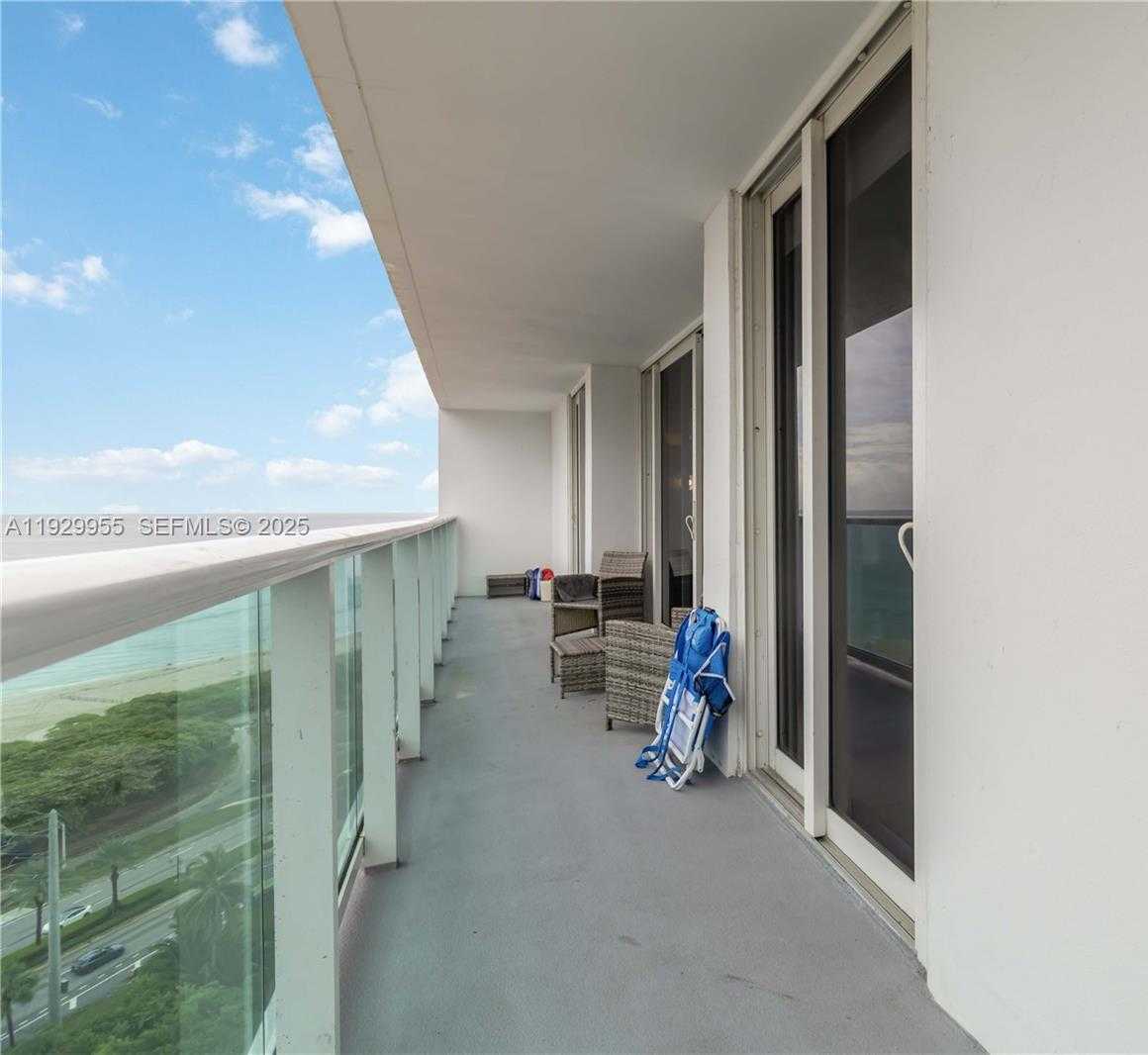 Small Image of 100 BAYVIEW DR #2014, Sunny Isles Beach Number 23
