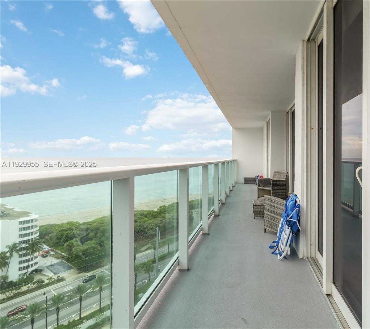 Small Image of 100 BAYVIEW DR #2014, Sunny Isles Beach Number 5