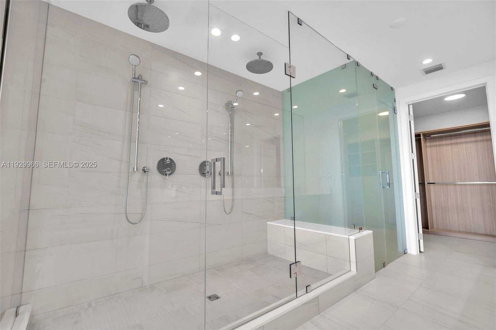 Imagen de Pequeño Objeto