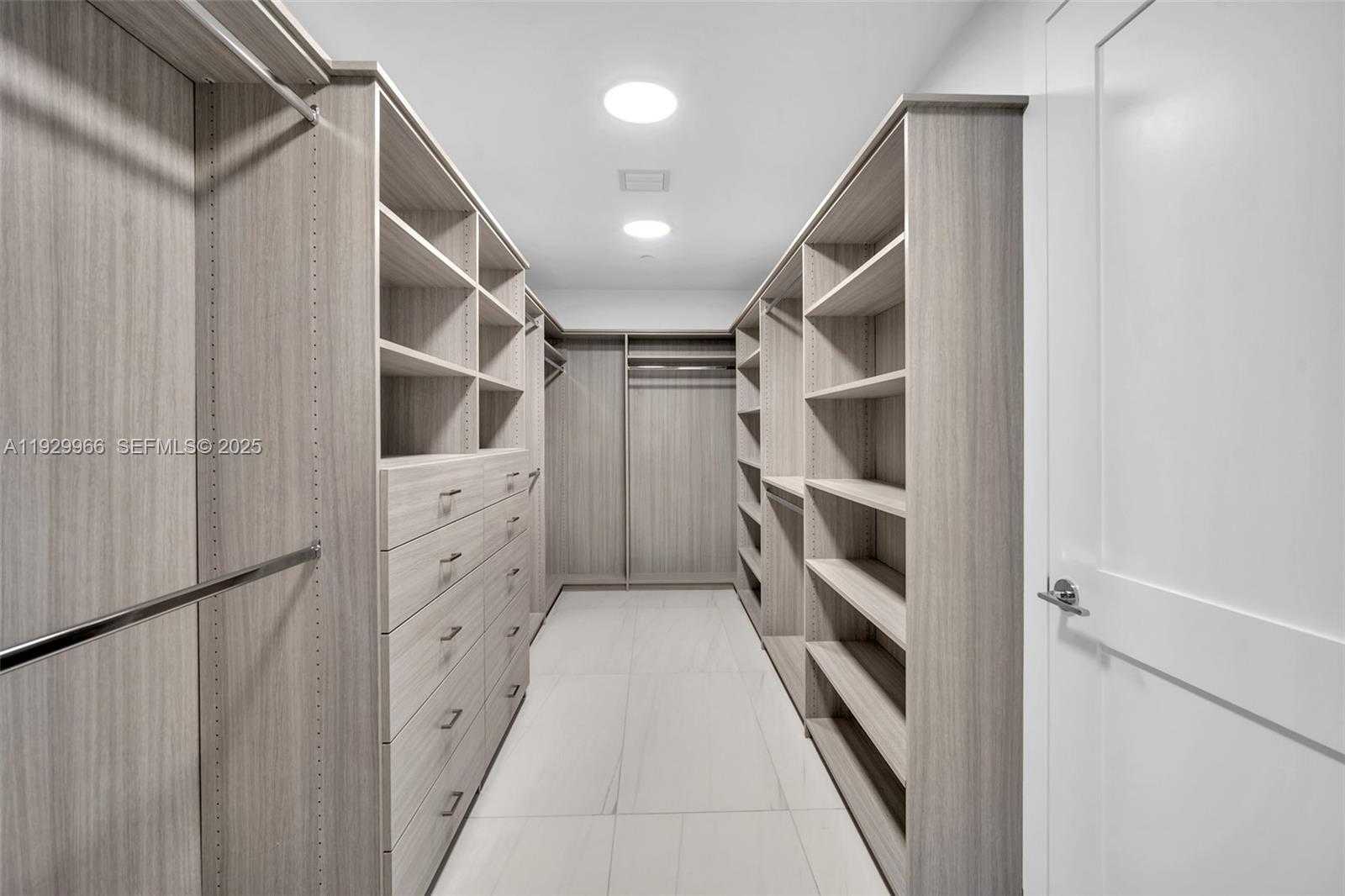 Imagen de Pequeño Objeto