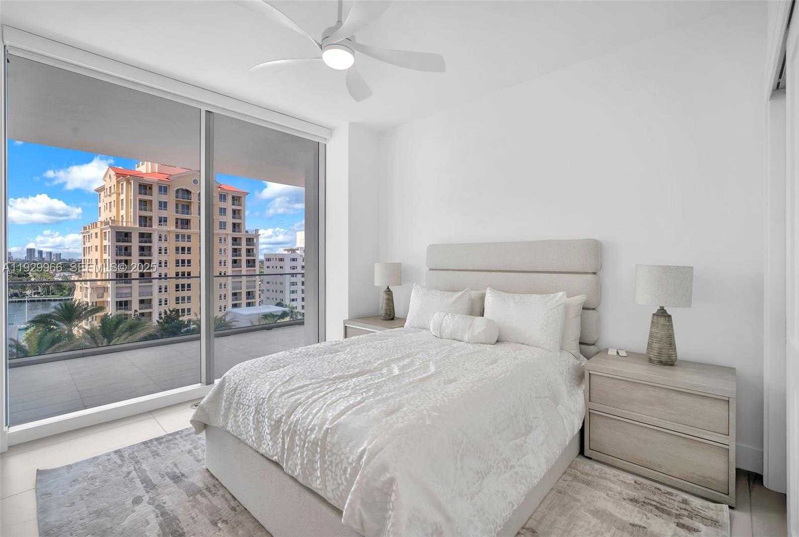 Imagen de Pequeño Objeto