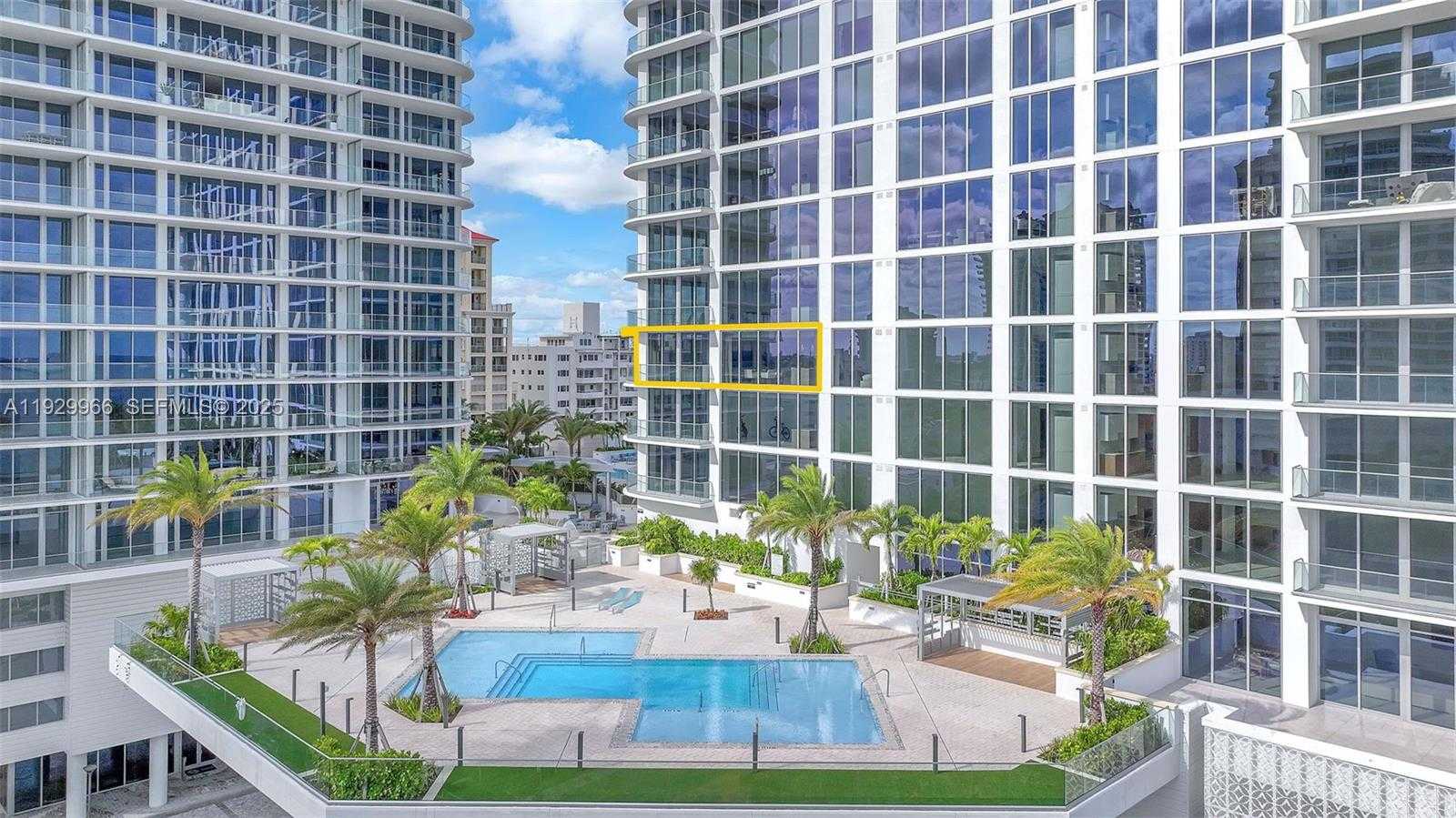 Imagen de Pequeño Objeto