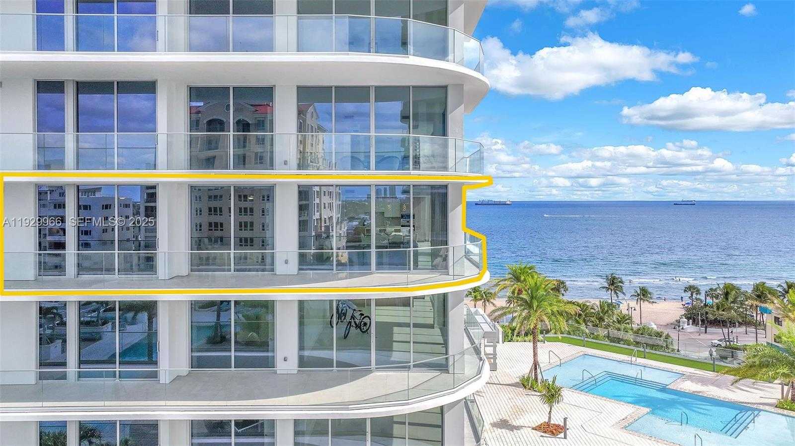 Imagen de Pequeño Objeto