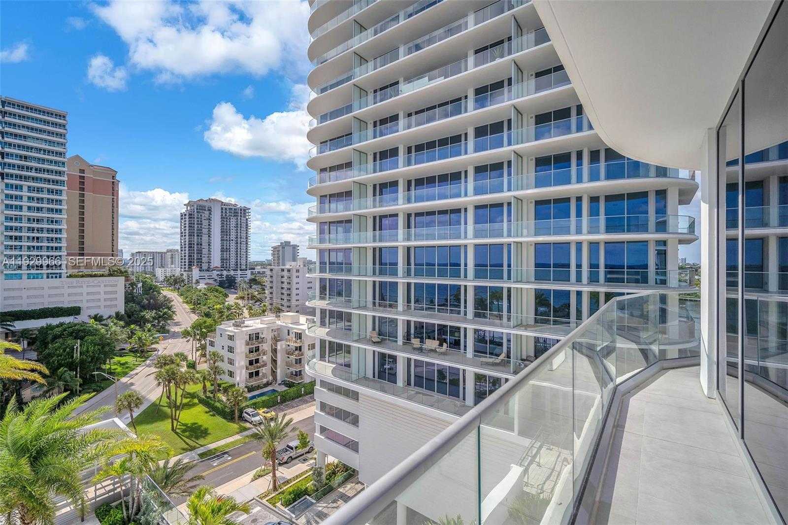 Imagen de Pequeño Objeto