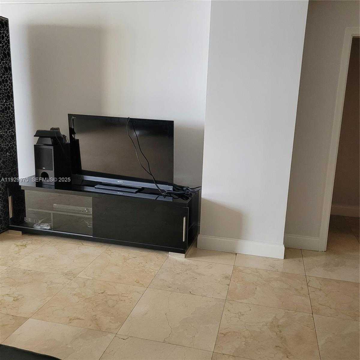 Small Image of 1865 SOUTH OCEAN DR #7B, Hallandale Beach Number 12