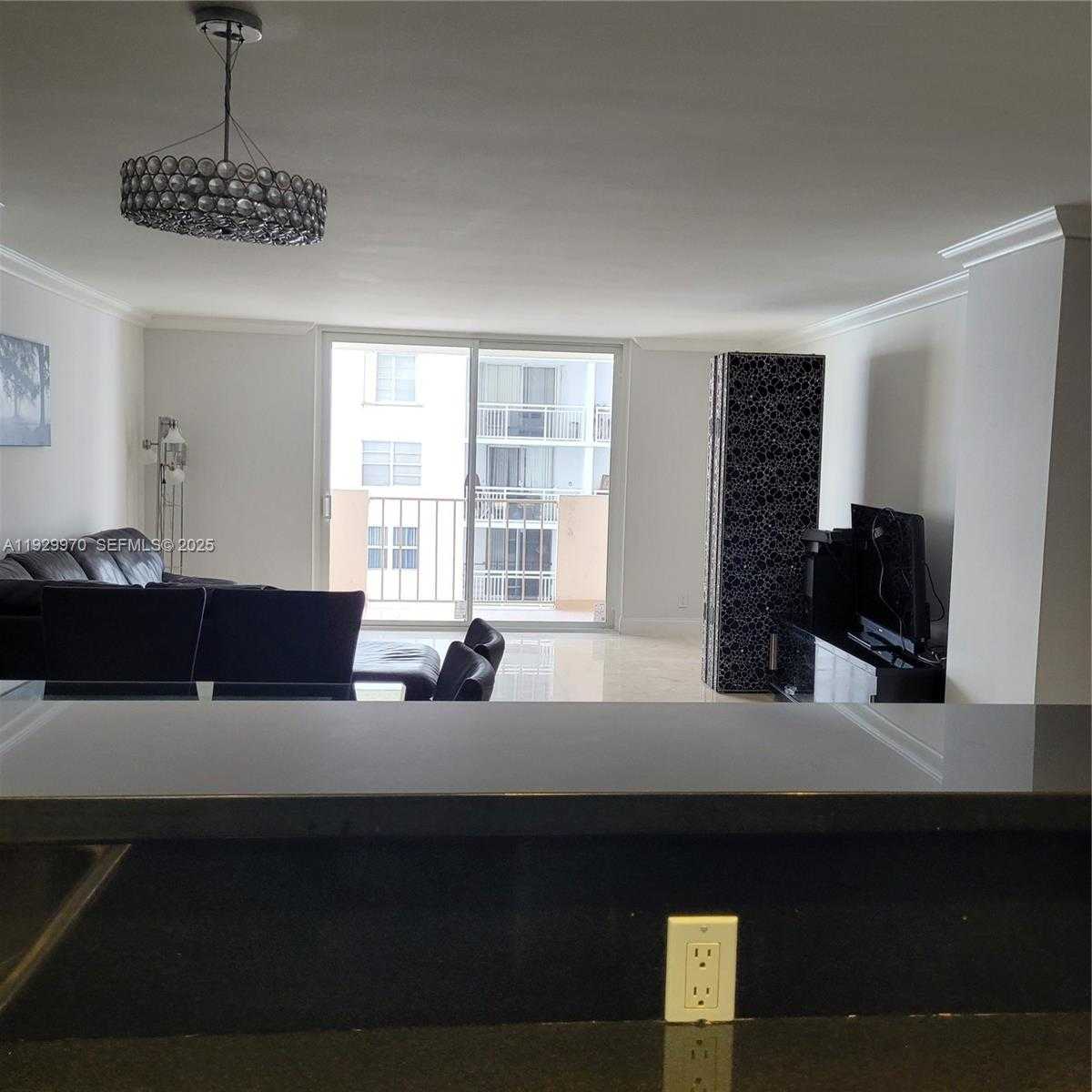 Small Image of 1865 SOUTH OCEAN DR #7B, Hallandale Beach Number 13